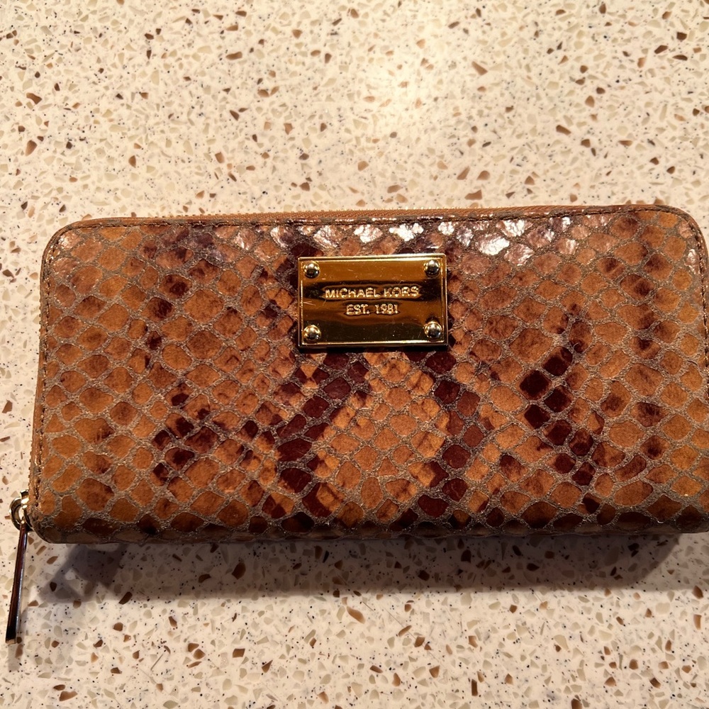 Michael Kors snake skin embossed wallet